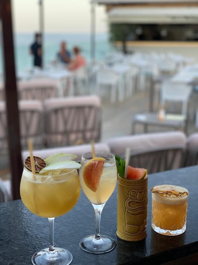 Hotel Calavita Rooftop & Spa San-Martino-di-Lota ภายนอก รูปภาพ