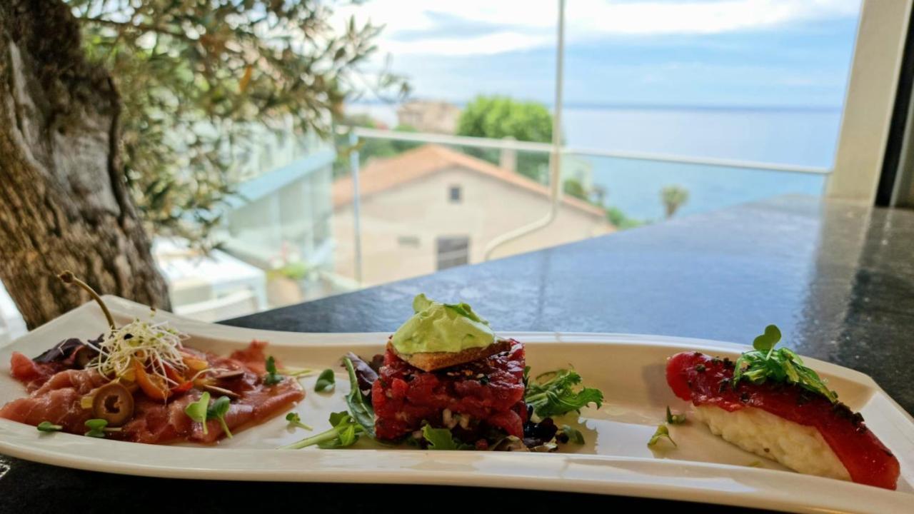 Hotel Calavita Rooftop & Spa San-Martino-di-Lota ภายนอก รูปภาพ
