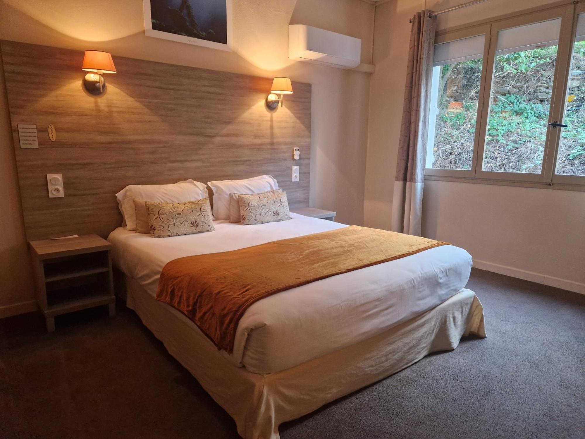 Hotel Calavita Rooftop & Spa San-Martino-di-Lota ภายนอก รูปภาพ