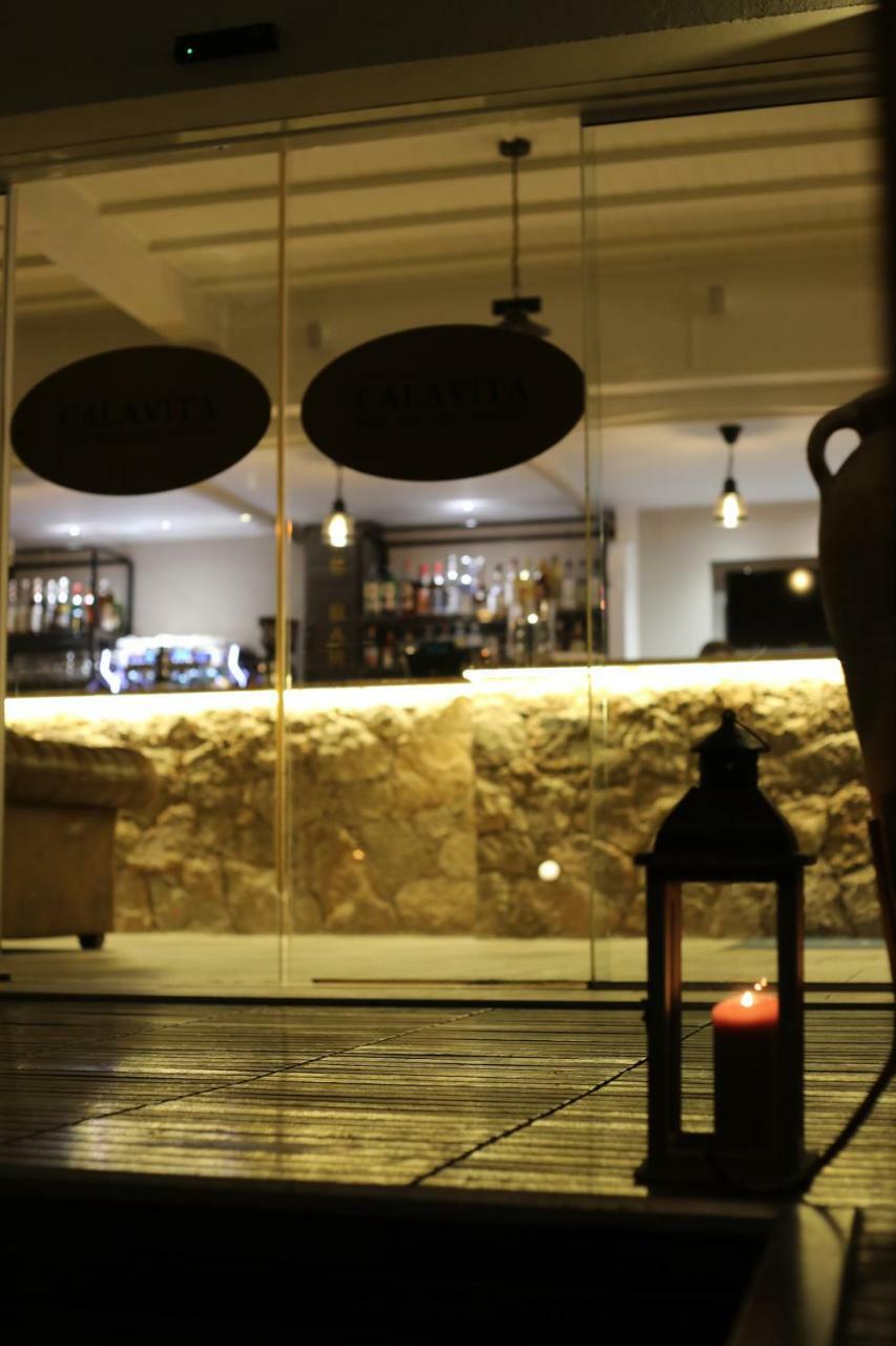 Hotel Calavita Rooftop & Spa San-Martino-di-Lota ภายนอก รูปภาพ